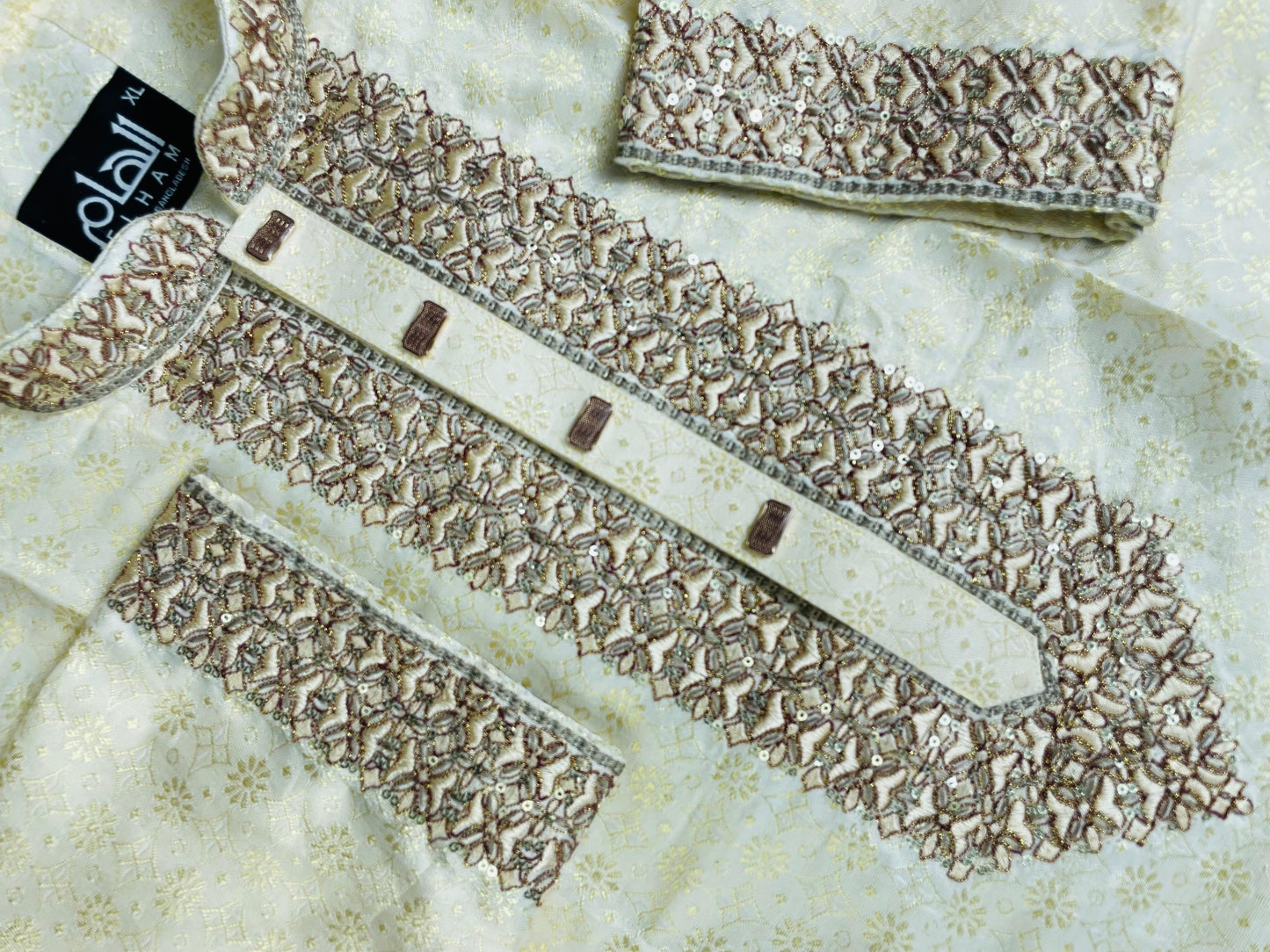 Luxury katan